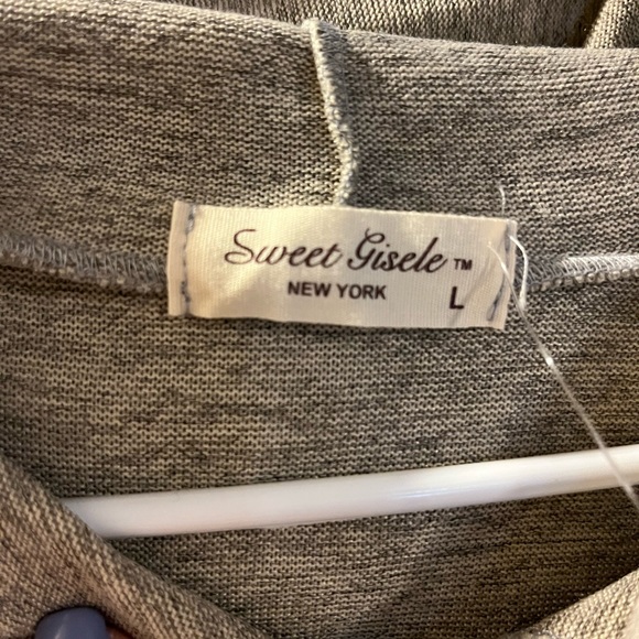 Las Vegas Hooded Shirt - Picture 5 of 8